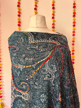 Load image into Gallery viewer, Boiled wool poncho