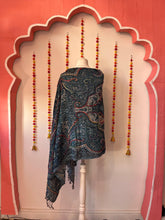 Load image into Gallery viewer, Boiled wool poncho