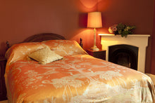 Load image into Gallery viewer, Tree of life Bedspread  - Apricot