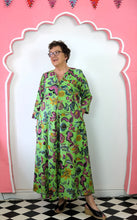 Load image into Gallery viewer, The Bloomsbury Kaftan - zingy green