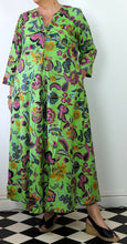 Load image into Gallery viewer, The Bloomsbury Kaftan - zingy green