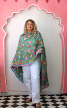 Load image into Gallery viewer, Phul Kari Shawl