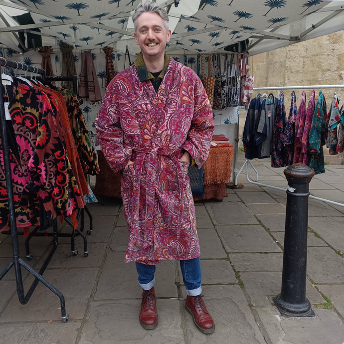 The Lux dressing gown - paisley print