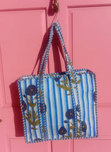 Load image into Gallery viewer, Jaipur tote bag with zip