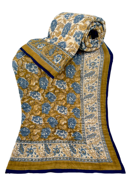 Hand stitched cotton quilt - Large double