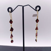 Load image into Gallery viewer, Garnet drop earrings