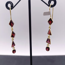 Load image into Gallery viewer, Garnet drop earrings