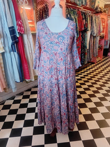 The Santa Fey dress - chalky pink