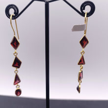 Load image into Gallery viewer, Garnet drop earrings