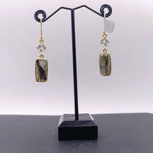 Load image into Gallery viewer, Green amethyst &amp; labradorite drop earrings