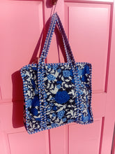 Load image into Gallery viewer, Jaipur tote bag with zip