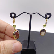 Load image into Gallery viewer, Smokey quartz and peridot earrings