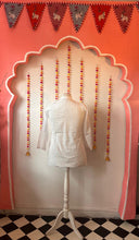 Load image into Gallery viewer, Chikan Kari blouse