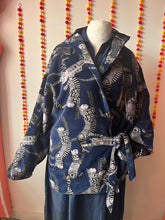 Load image into Gallery viewer, The Aikido Cats Jacket - midnight blue