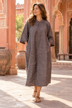 Load image into Gallery viewer, Handloom silk duster coat