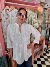 Load image into Gallery viewer, Chikan Kari blouse